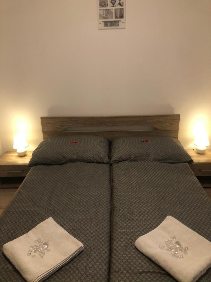 Diamond Apartman Debrecen Ngoại thất bức ảnh